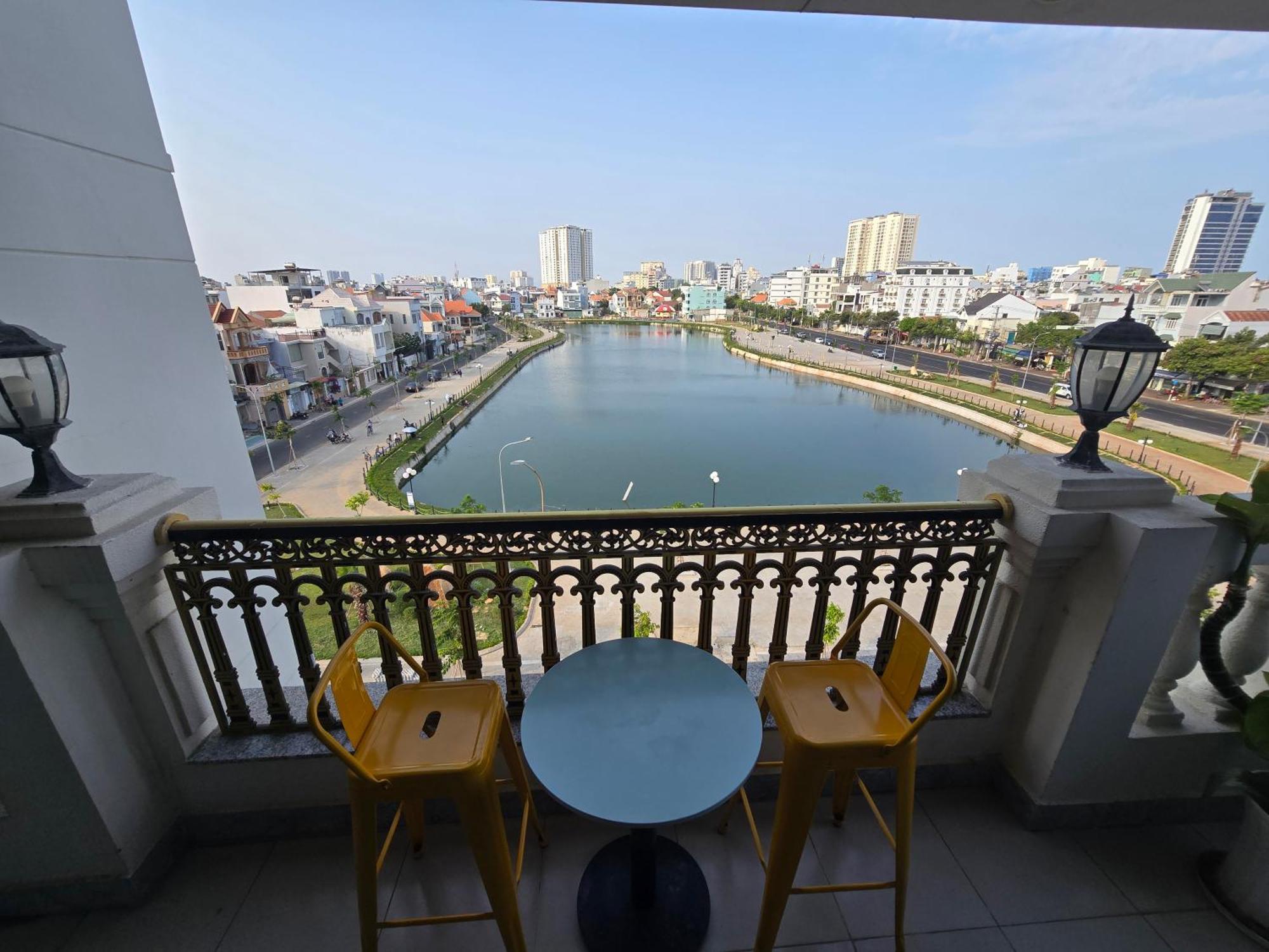 Camy Hotel Vung Tau Exterior photo